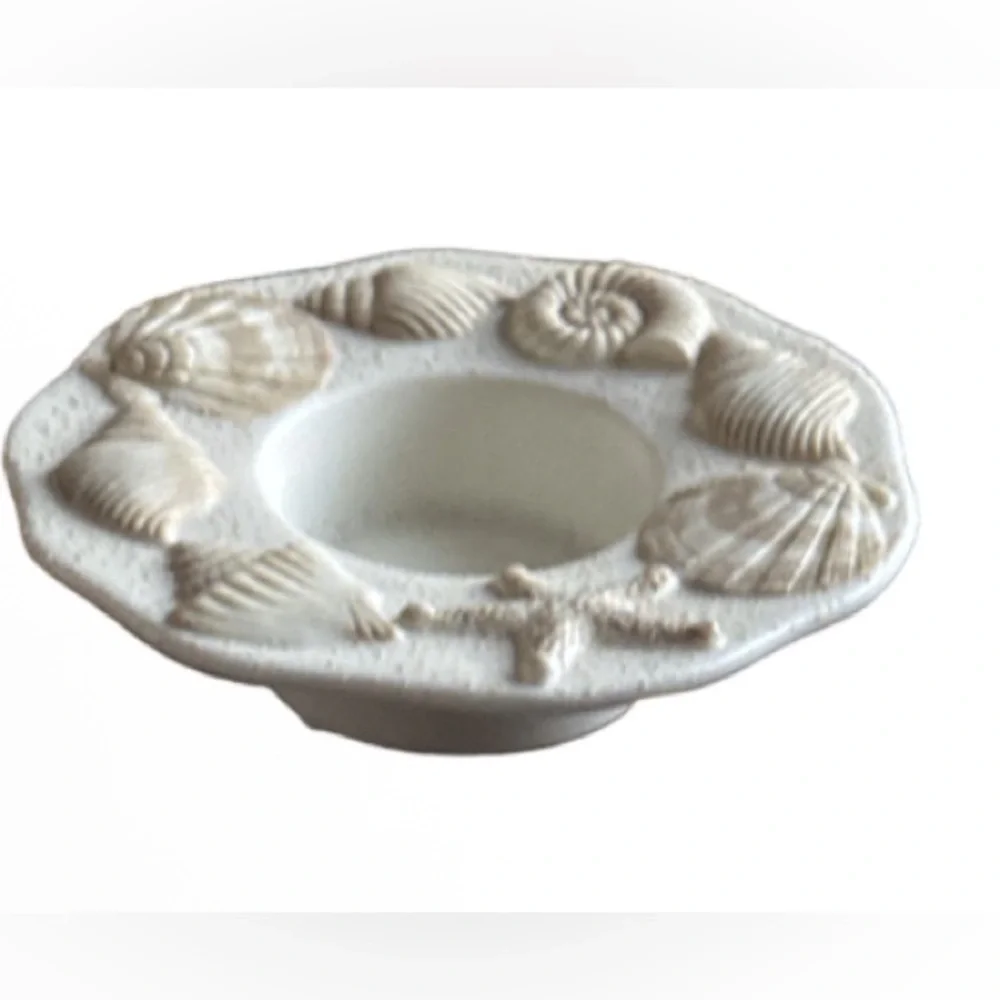 Yankee candle  Seashell Embossed candle  holder